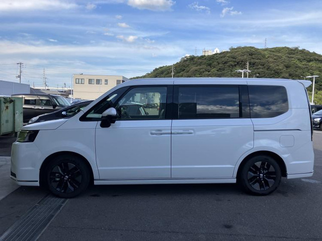 ステップワゴン2.0 e:HEV スパーダ