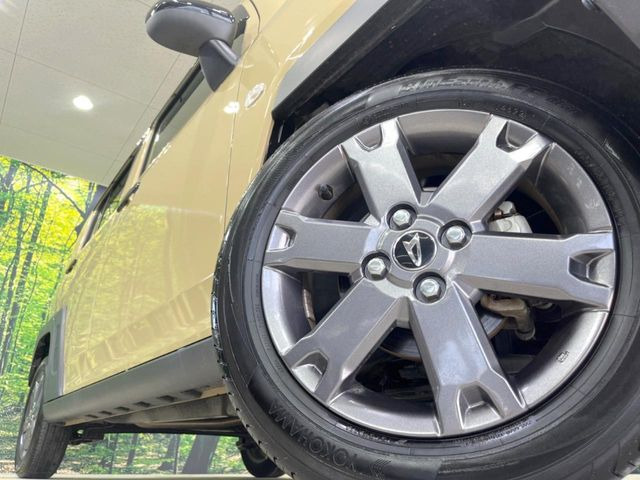 �y����15�C���`�A���~�z�C�[���z�O�ςɃ}�b�`���������A���~�z�C�[���𑕒����Ă���܂��B�e��ЊO�A���~�z�C�[����A�X�^�b�h���X�^�C�����戵�����Ă���܂��B���񂲑��k����������