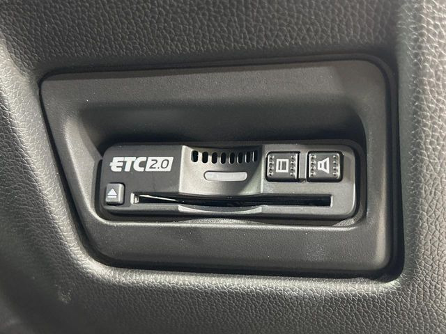 【ETC】高速道路の料金所をストレスなく通過!話題のスポットやサービスエリアに多い「スマートIC」利用時は必須のアイテムです。当店でセットアップを実施、ご納車当日からすぐにご利用いただけます!