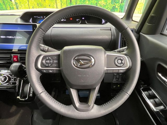 【ステアリングスイッチ】運転中、前方から目線をそらすことなく、オーディオ等の操作が可能な便利機能!安心&快適なドライブを演出してくれます♪