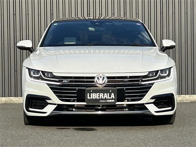 アルテオンRライン 4モーション アドバンス 4WD