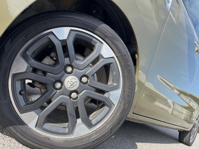 �y����15�C���`�A���~�z�C�[���z�O�ςɃ}�b�`���������A���~�z�C�[���𑕒����Ă���܂��B�e��ЊO�A���~�z�C�[����A�X�^�b�h���X�^�C�����戵�����Ă���܂��B���񂲑��k����������