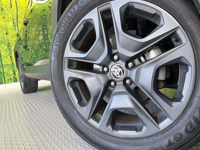 �y����19�C���`�A���~�z�C�[���z�O�ςɃ}�b�`���������A���~�z�C�[���𑕒����Ă���܂��B�e��ЊO�A���~�z�C�[����A�X�^�b�h���X�^�C�����戵�����Ă���܂��B���񂲑��k����������