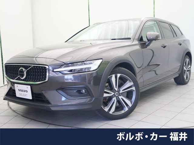 V60クロスカントリーアルティメット B5 AWD 4WD
