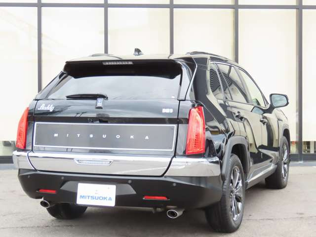 バディ2.5 ハイブリッド ST E-Four 4WD