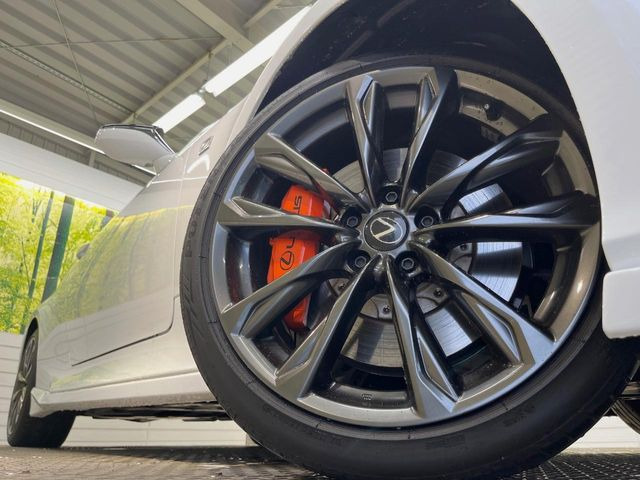 �y����19�C���`�A���~�z�C�[���z�O�ςɃ}�b�`���������A���~�z�C�[���𑕒����Ă���܂��B�e��ЊO�A���~�z�C�[����A�X�^�b�h���X�^�C�����戵�����Ă���܂��B���񂲑��k����������