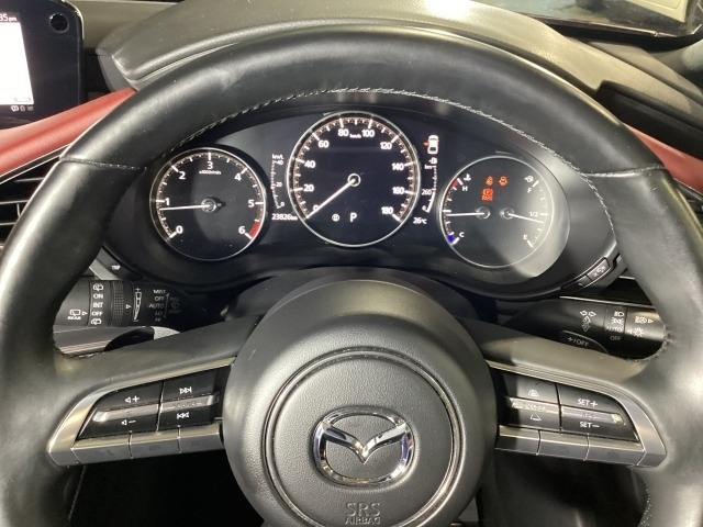 MAZDA3ファストバック1.8 XD バーガンディ セレクション