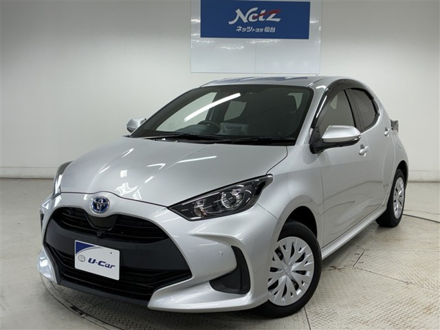 ヤリス1.5 ハイブリッド X E-Four 4WD