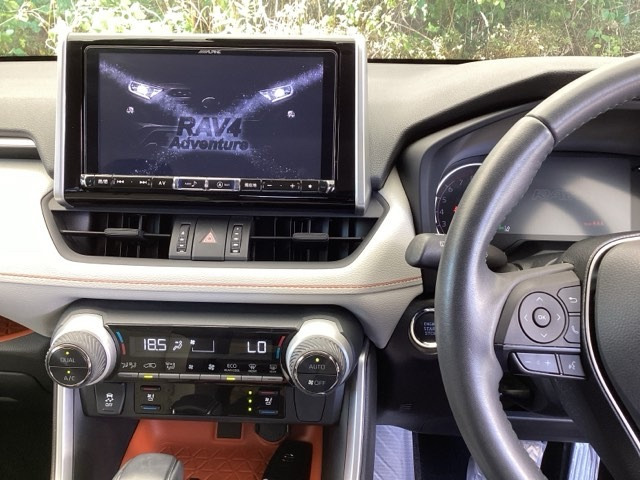 RAV42.0 アドベンチャー 4WD
