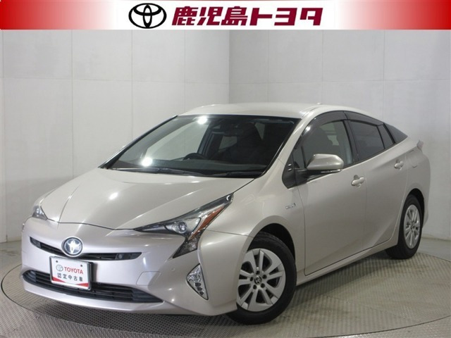 プリウス1.8 S セーフティ プラス