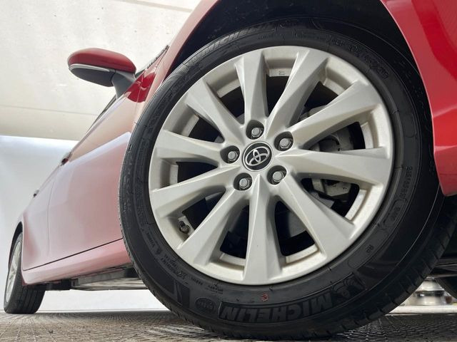 �y����17�C���`�A���~�z�C�[���z�O�ςɃ}�b�`���������A���~�z�C�[���𑕒����Ă���܂��B�e��ЊO�A���~�z�C�[����A�X�^�b�h���X�^�C�����戵�����Ă���܂��B���񂲑��k����������