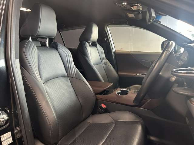 �^�]�Ȃ��L�X�Ƃ��Ă���^�]���₷�������������Ă��܂��������N���[�j���O�����{�ς݂ł��B