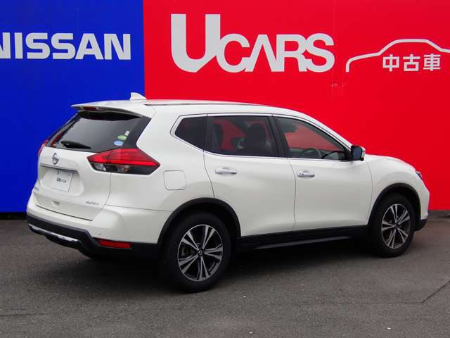 エクストレイル2.0 20Xi 4WD