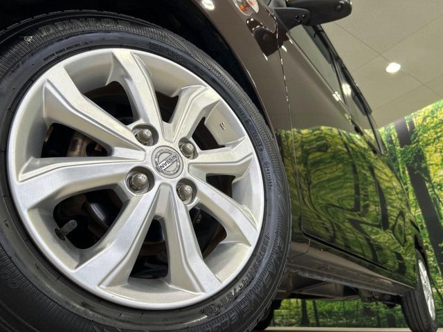 �y����14�C���`�A���~�z�C�[���z�O�ςɃ}�b�`���������A���~�z�C�[���𑕒����Ă���܂��B�e��ЊO�A���~�z�C�[����A�X�^�b�h���X�^�C�����戵�����Ă���܂��B���񂲑��k����������
