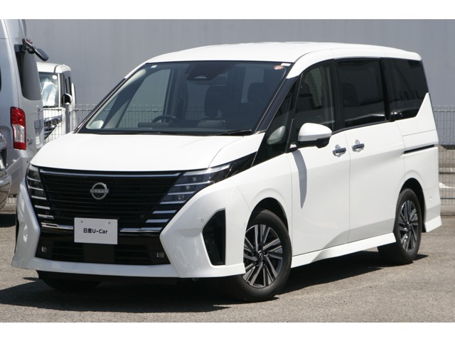 セレナ1.4 e-POWER ハイウェイスターV
