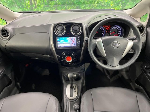 ノート1.2 X FOUR Vセレクション プラスセーフティ 4WD
