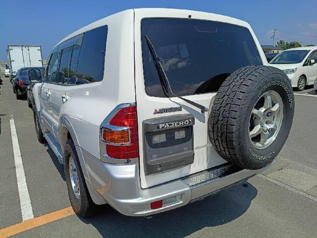 パジェロ3.2 ロング エクシード ディーゼル 4WD