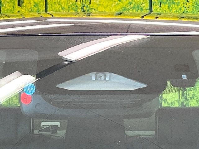 クラウンクロスオーバー2.5 G アドバンスト レザー パッケージ E-Four 4WD