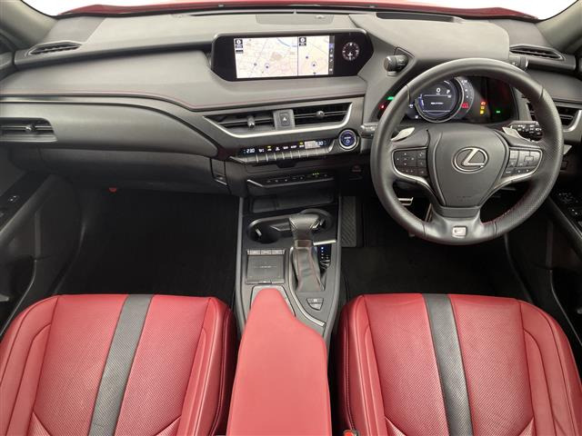 UX250h Fスポーツ