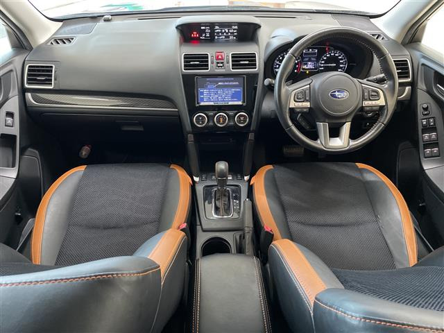 フォレスター2.0 エックスブレイク 4WD