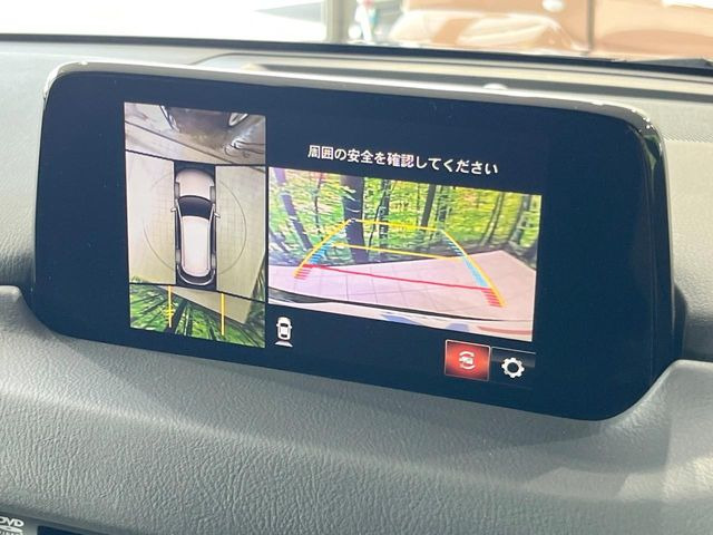 【360&deg;ビューモニター】専用のカメラにより、上から見下ろしたような視点で360度クルマの周囲を確認することができます☆死角部分も確認しやすく、狭い場所での切り返しや駐車もスムーズに行えます。