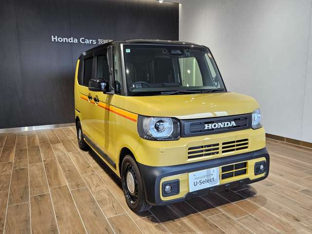 N-BOXジョイ 2トーン