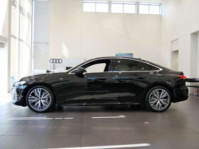 A5TFSI クワトロ 150kW Sラインパッケージ 4WD