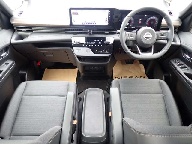 セレナ1.4 e-POWER ハイウェイスターV