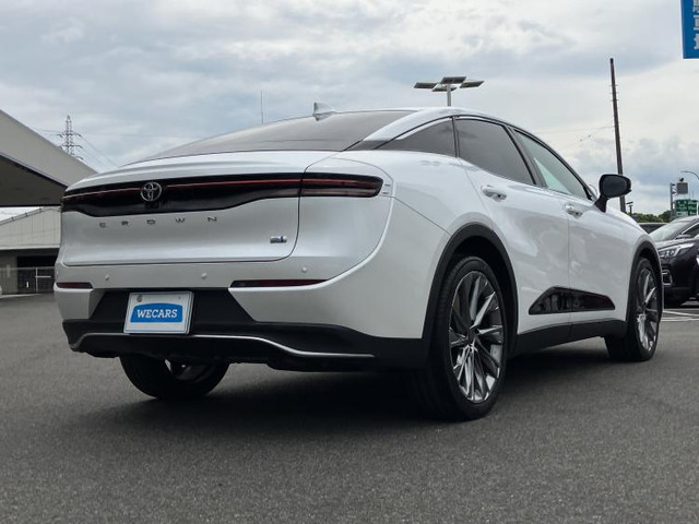 クラウンクロスオーバー2.5 G アドバンスト レザー パッケージ E-Four 4WD