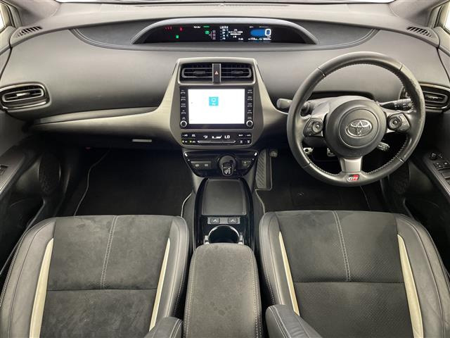 プリウスPHV1.8 S GR スポーツ