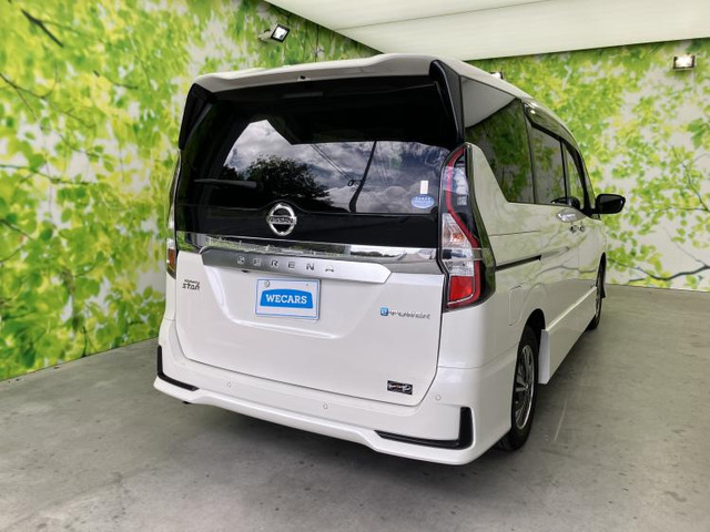 セレナ1.2 e-POWER ハイウェイスターV