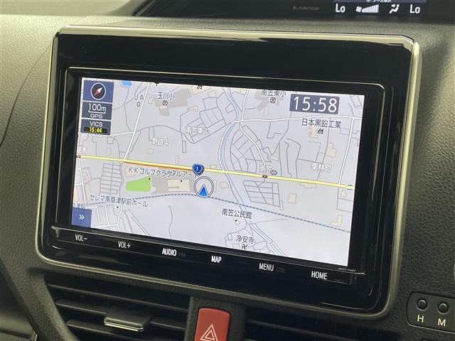 ノア1.8 ハイブリッド Si W×B III