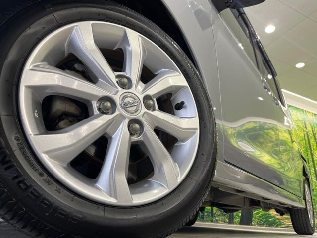 �y����14�C���`�A���~�z�C�[���z�O�ςɃ}�b�`���������A���~�z�C�[���𑕒����Ă���܂��B�e��ЊO�A���~�z�C�[����A�X�^�b�h���X�^�C�����戵�����Ă���܂��B���񂲑��k����������
