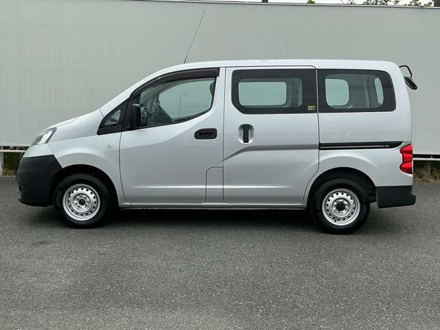 NV200バネットバン1.6 DX