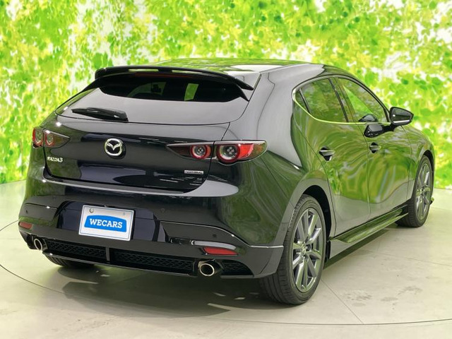 MAZDA3ファストバック2.0 20S Lパッケージ