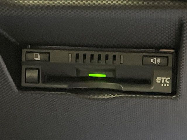 【ETC】高速道路の料金所をストレスなく通過!話題のスポットやサービスエリアに多い「スマートIC」利用時は必須のアイテムです。当店でセットアップを実施、ご納車当日からすぐにご利用いただけます!