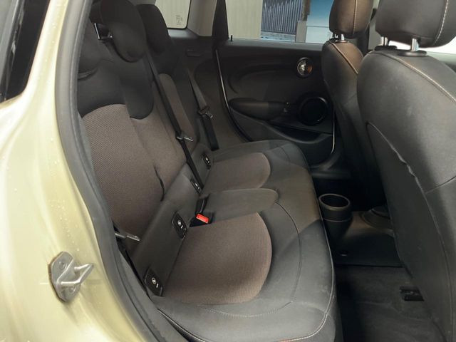 ���㕔���Ȃ��C�ɂȂ�悤�ȃL�Y�E�����ւ��蓙�A�傫�ȃ_���[�W�͂Ȃ��A�ǍD�ȏ�Ԃł��B