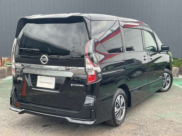 セレナ1.2 e-POWER ハイウェイスターV