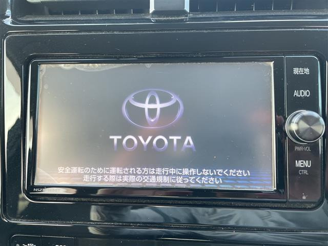 プリウス1.8 S