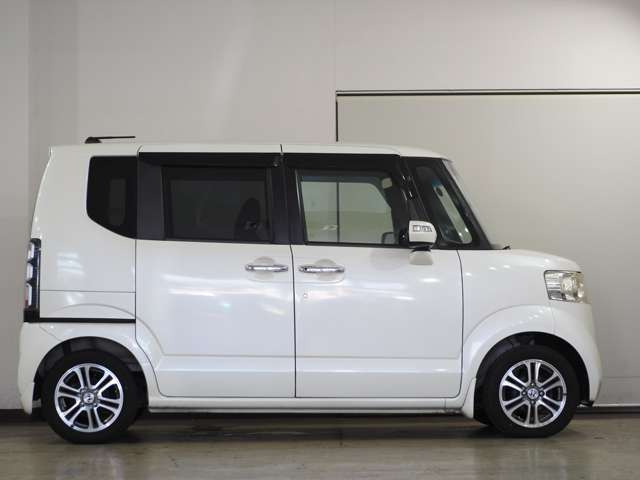 軽マートの車は全車安心の保証付!!自信があるのでできるんです♪整備工場、板金工場、完備♪