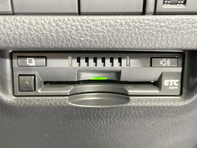 【ETC】高速道路の料金所をストレスなく通過!話題のスポットやサービスエリアに多い「スマートIC」利用時は必須のアイテムです。当店でセットアップを実施、ご納車当日からすぐにご利用いただけます!