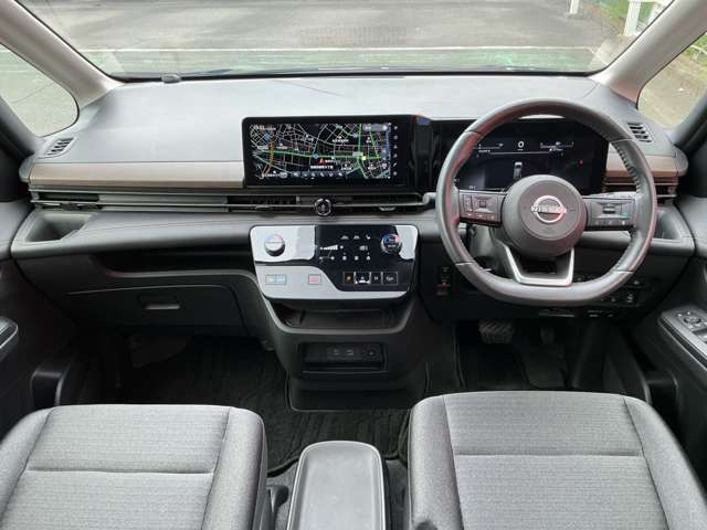 セレナ1.4 e-POWER ハイウェイスターV