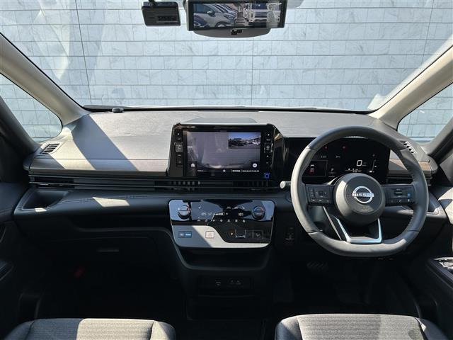 セレナ1.4 e-POWER ハイウェイスターV