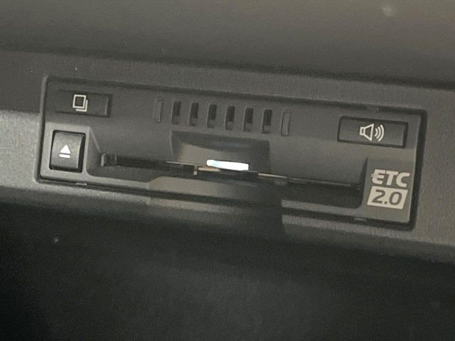 【ETC】高速道路の料金所をストレスなく通過!話題のスポットやサービスエリアに多い「スマートIC」利用時は必須のアイテムです。当店でセットアップを実施、ご納車当日からすぐにご利用いただけます!