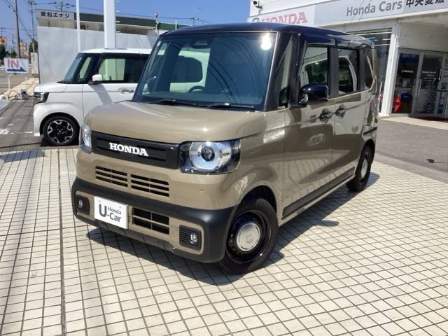 N-BOXジョイ 2トーン