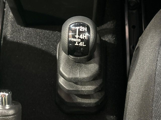 ジムニーノマド1.5 FC 4WD