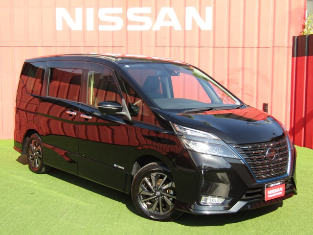 セレナ1.2 e-POWER ハイウェイスターV アーバンクロム