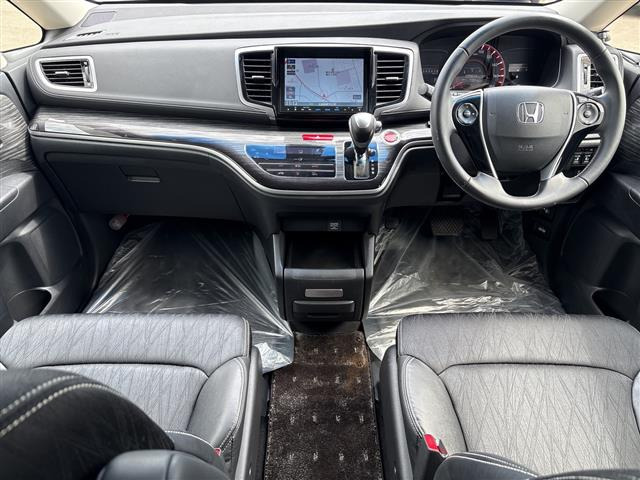 オデッセイ2.4 アブソルート 4WD