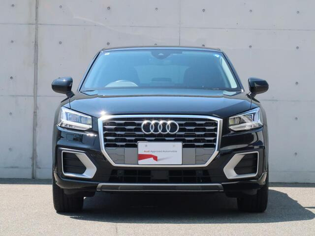Q21.0 TFSI スポーツ
