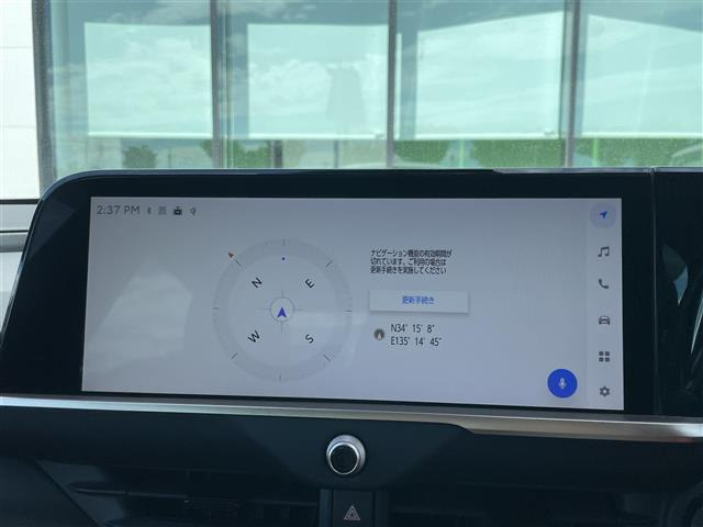 クラウンクロスオーバー2.5 G アドバンスト レザー パッケージ E-Four 4WD